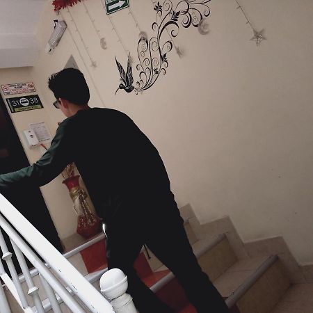Hostal Oro Orense Quito Exterior photo